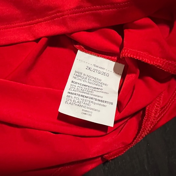 BNWT Men's Under Armour Team Anti-Odor red Tech Long Sleeve Shirt 2XLarge top - Picture 7 of 7